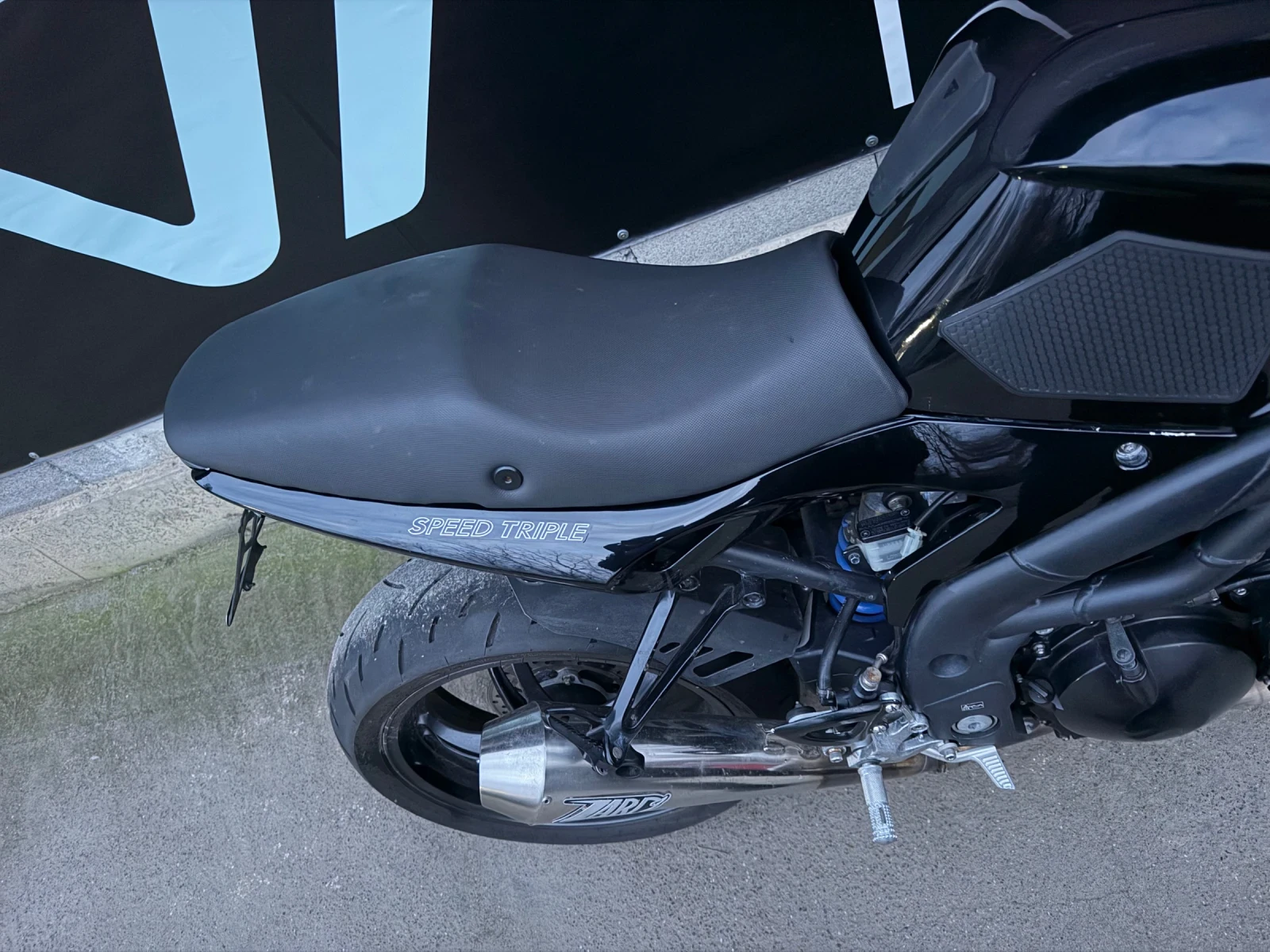 Triumph Speed Triple 1050icc - изображение 9