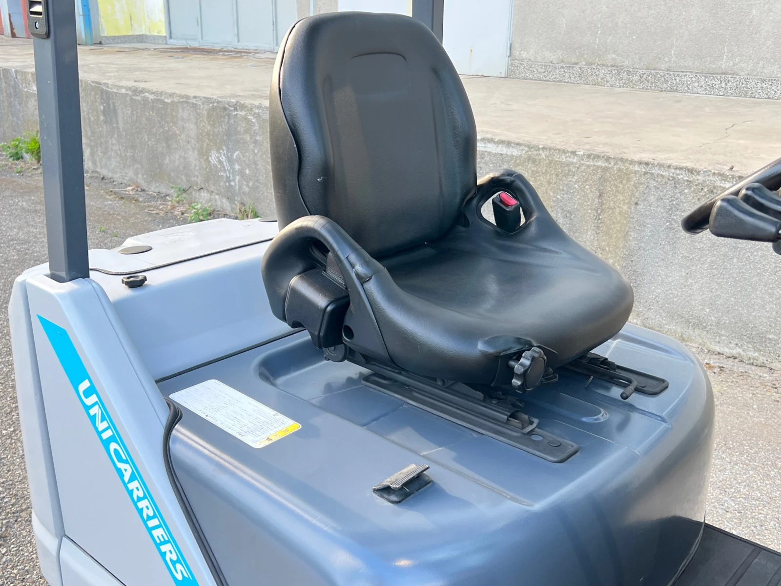  UniCarriers  / /   | Mobile.bg   13