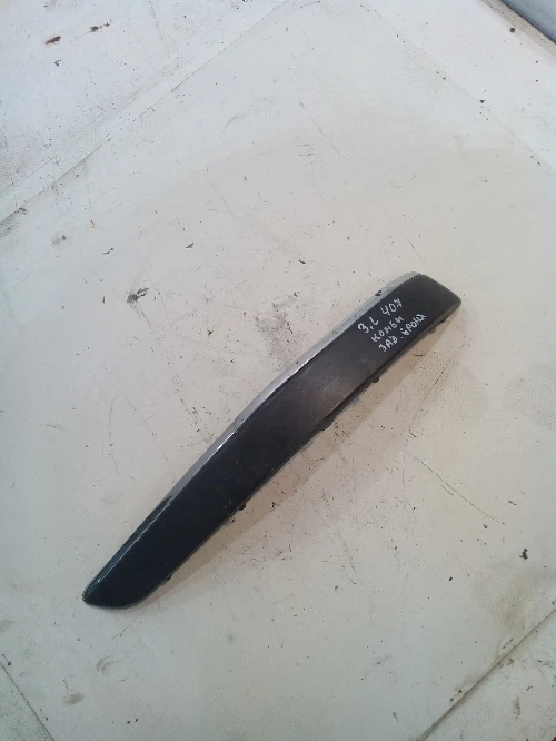 Задна лява лайсна броня за Пежо 407 2.0HDI