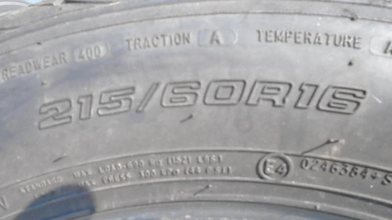 Гуми Летни 215/60R16, снимка 3 - Гуми и джанти - 22368371