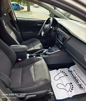 Toyota Auris 1.8HSD Swiss Aut., снимка 16