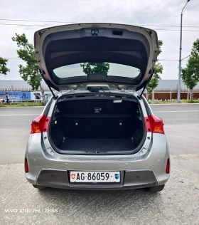 Toyota Auris 1.8HSD Swiss Aut., снимка 9