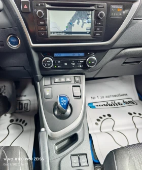 Toyota Auris 1.8HSD Swiss Aut., снимка 15