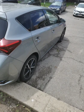 Обява за продажба на Toyota Auris Закупена нова от БГ, пълна сервизна история Хибрид ~26 900 лв. - изображение 5