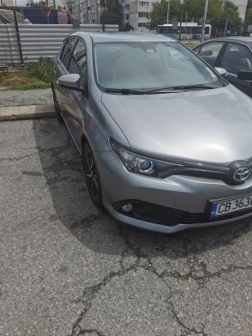 Обява за продажба на Toyota Auris Закупена нова от БГ, пълна сервизна история Хибрид ~26 900 лв. - изображение 1