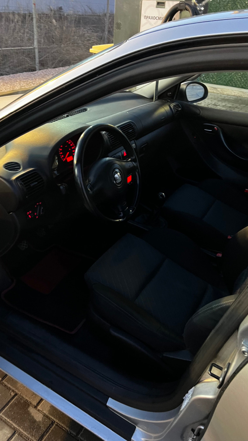 Seat Leon 1.9TDI 110кс Facelift , снимка 5 - Автомобили и джипове - 44597646