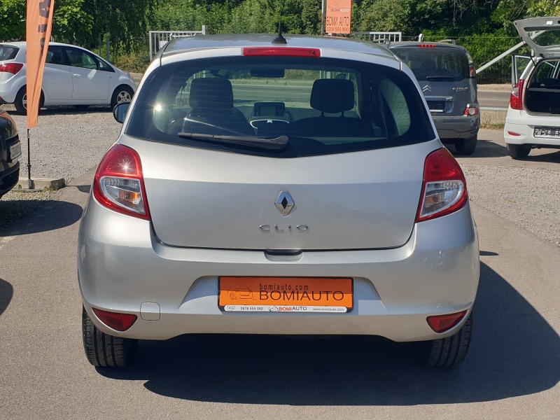 Renault Clio 1.2i* NAVI* KLIMA* , снимка 5 - Автомобили и джипове - 46360594