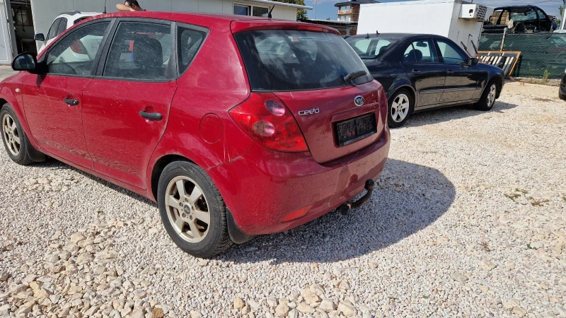 Kia Ceed 1.4i 105kc , снимка 6 - Автомобили и джипове - 47484720