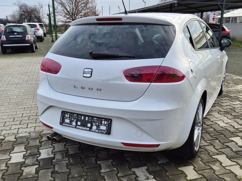 Seat Leon 1.6TDI 105к.с., снимка 8 - Автомобили и джипове - 48237633