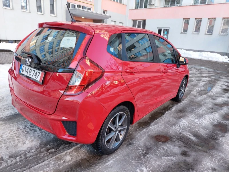 Honda Jazz 1.3 VTEC 75000km НОВА, снимка 5 - Автомобили и джипове - 48604020