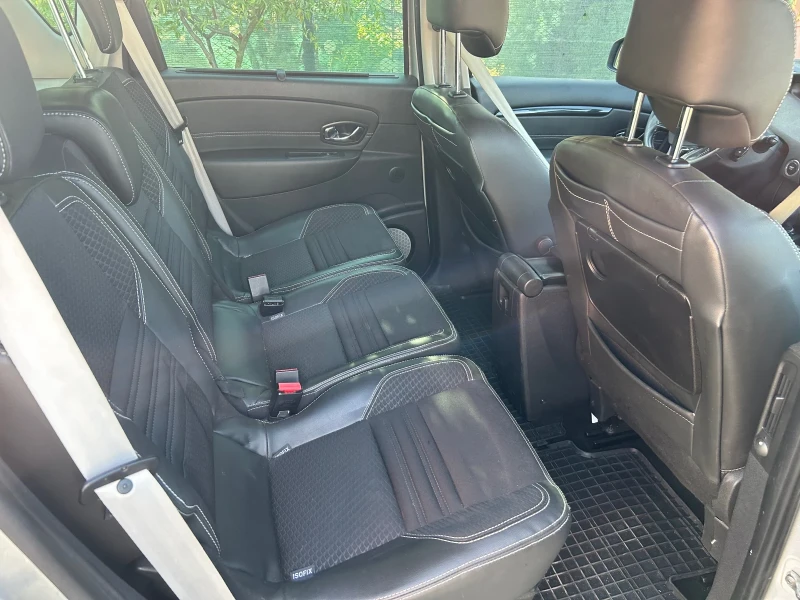 Renault Scenic 1.5 dci XMOD, снимка 10 - Автомобили и джипове - 52428137