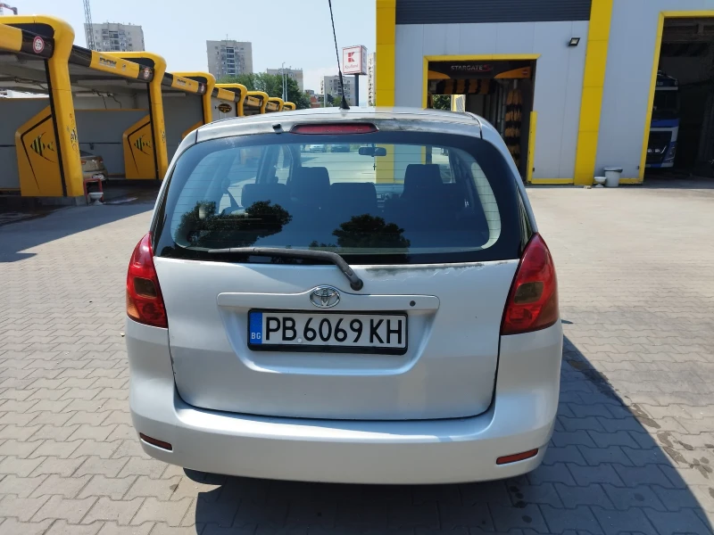 Toyota Corolla verso, снимка 4 - Автомобили и джипове - 51953369