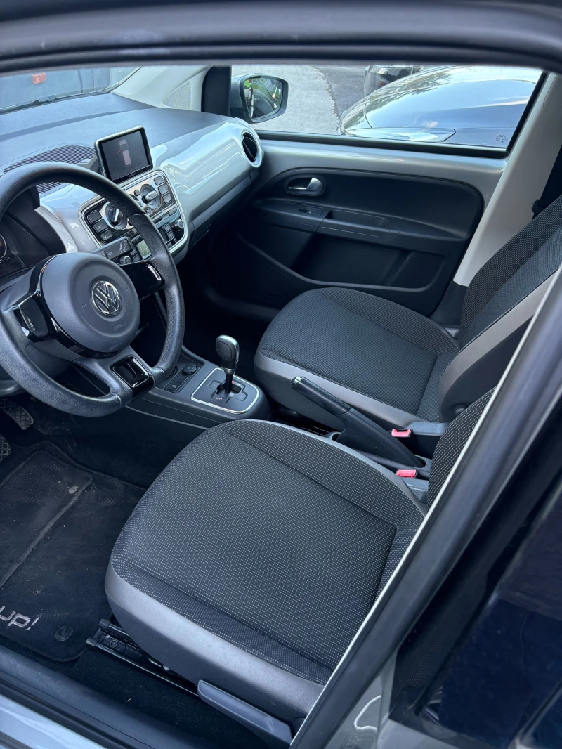 VW Up 1, 0 MPI , снимка 7 - Автомобили и джипове - 51994313