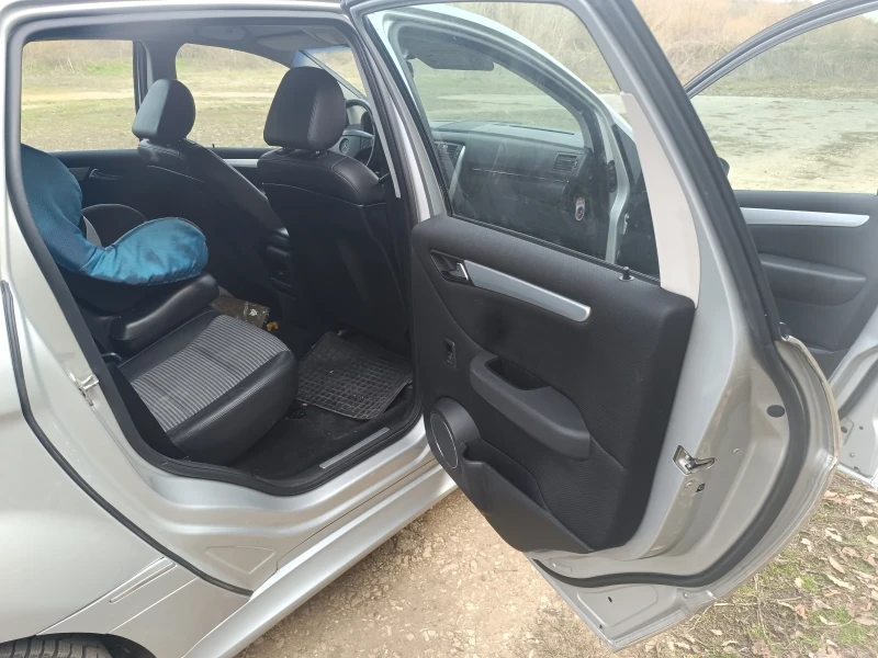 Mercedes-Benz B 200 2, снимка 6 - Автомобили и джипове - 52418065