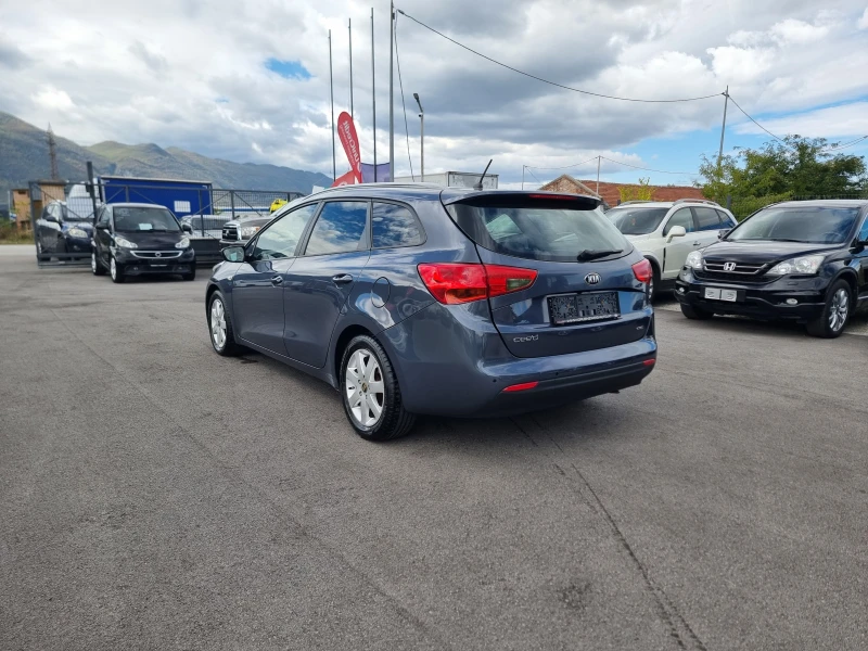 Kia Ceed 1.6CRDI, снимка 4 - Автомобили и джипове - 51999028