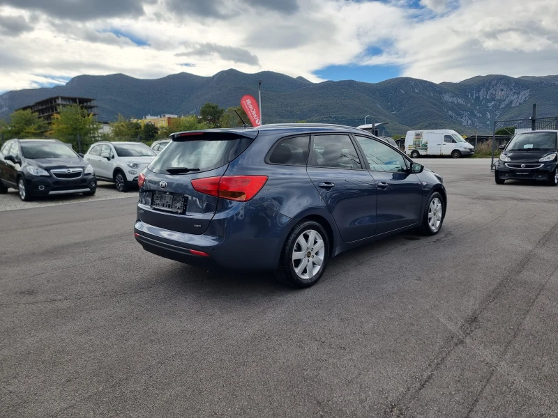 Kia Ceed 1.6CRDI, снимка 7 - Автомобили и джипове - 51999028