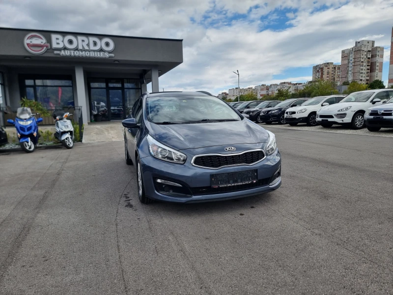 Kia Ceed 1.6CRDI, снимка 9 - Автомобили и джипове - 51999028