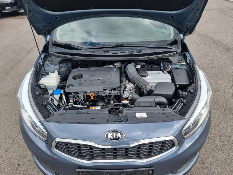 Kia Ceed 1.6CRDI, снимка 17 - Автомобили и джипове - 51999028