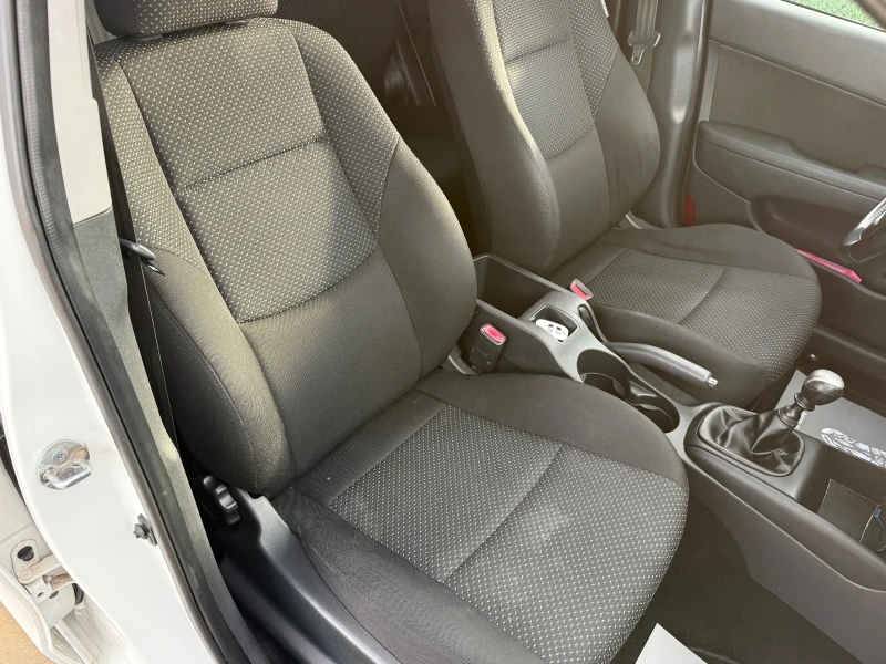 Hyundai I30 1.4h.p НАПЪЛНО ОБСЛУЖЕН, снимка 12 - Автомобили и джипове - 52178946
