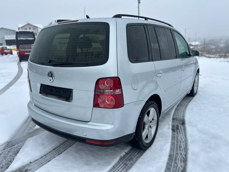 VW Touran 1.9 TDi, снимка 5 - Автомобили и джипове - 53186232