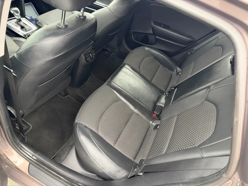 Kia Ceed АВТОМАТИК / БЕНЗИН / ЕВРО6 / ДИСТРОНИК / КАМЕРА , снимка 10 - Автомобили и джипове - 53305195