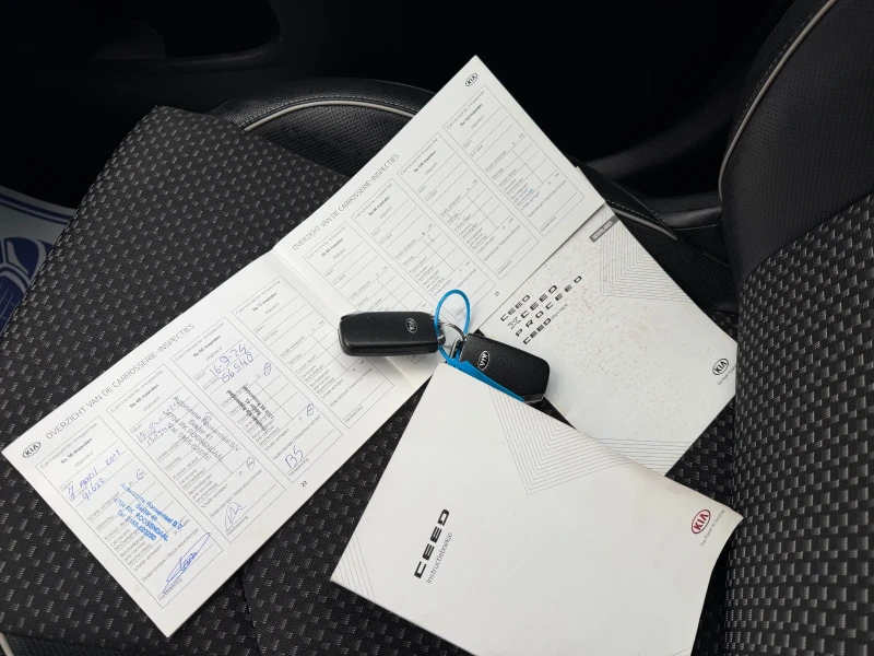 Kia Ceed АВТОМАТИК / БЕНЗИН / ЕВРО6 / ДИСТРОНИК / КАМЕРА , снимка 17 - Автомобили и джипове - 53305195