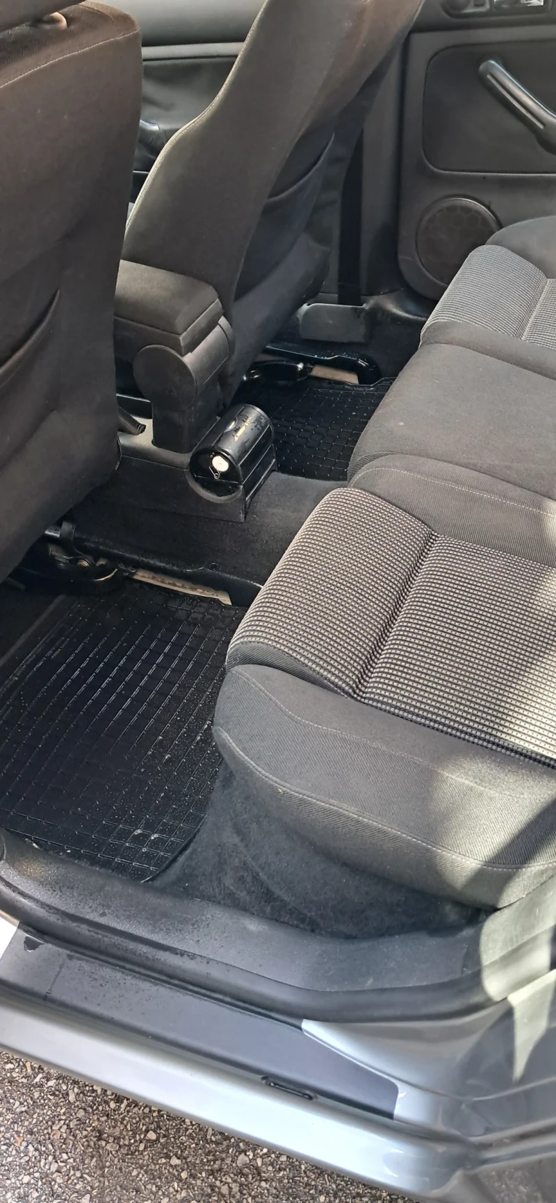 VW Golf Голф 4, снимка 7 - Автомобили и джипове - 53404757