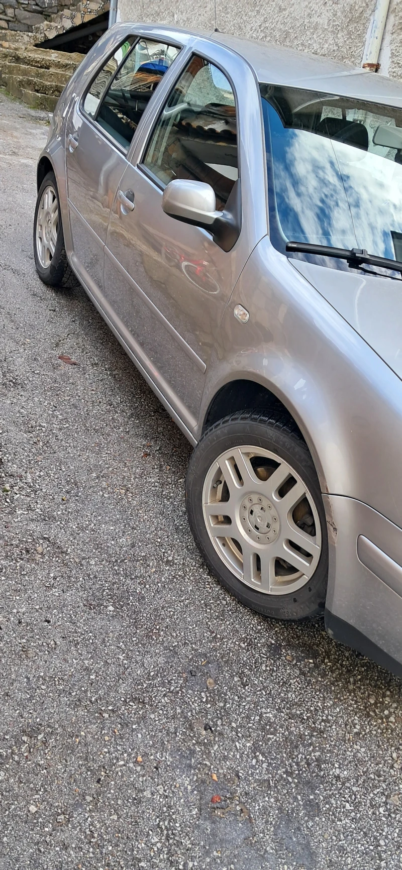 VW Golf Голф 4, снимка 2 - Автомобили и джипове - 53404757