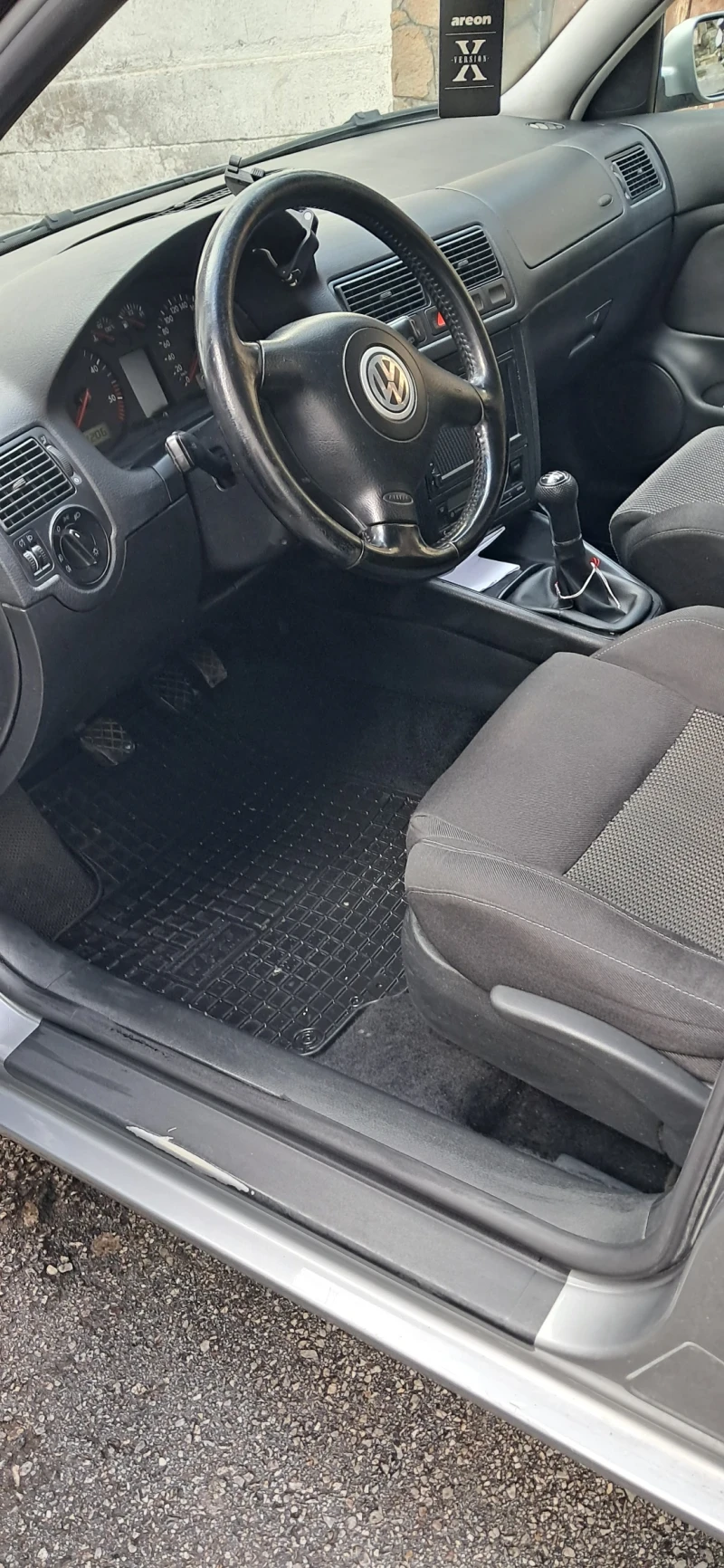 VW Golf Голф 4, снимка 6 - Автомобили и джипове - 53404757