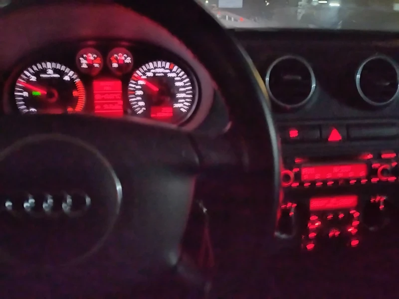 Audi A3 2.0 tdi , снимка 8 - Автомобили и джипове - 53457037