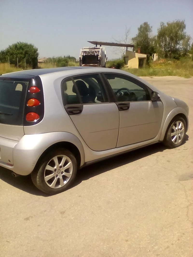 Smart Forfour 1.3I, снимка 3 - Автомобили и джипове - 25807191