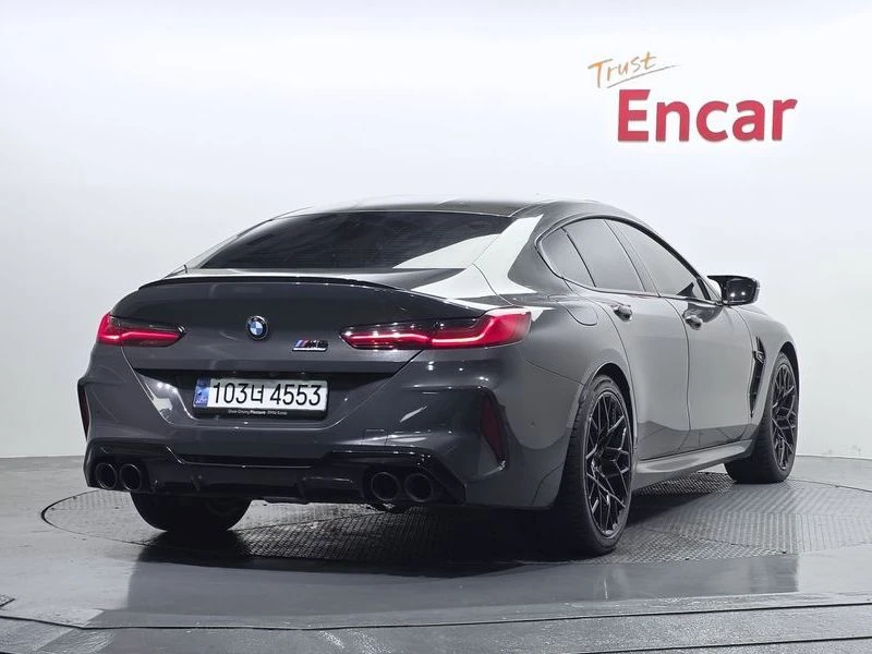 BMW M8 Gran Coupe Competition| B&W| 617кс| ВКЛ.ТЕХНОТЕСТ, снимка 2 - Автомобили и джипове - 55400890