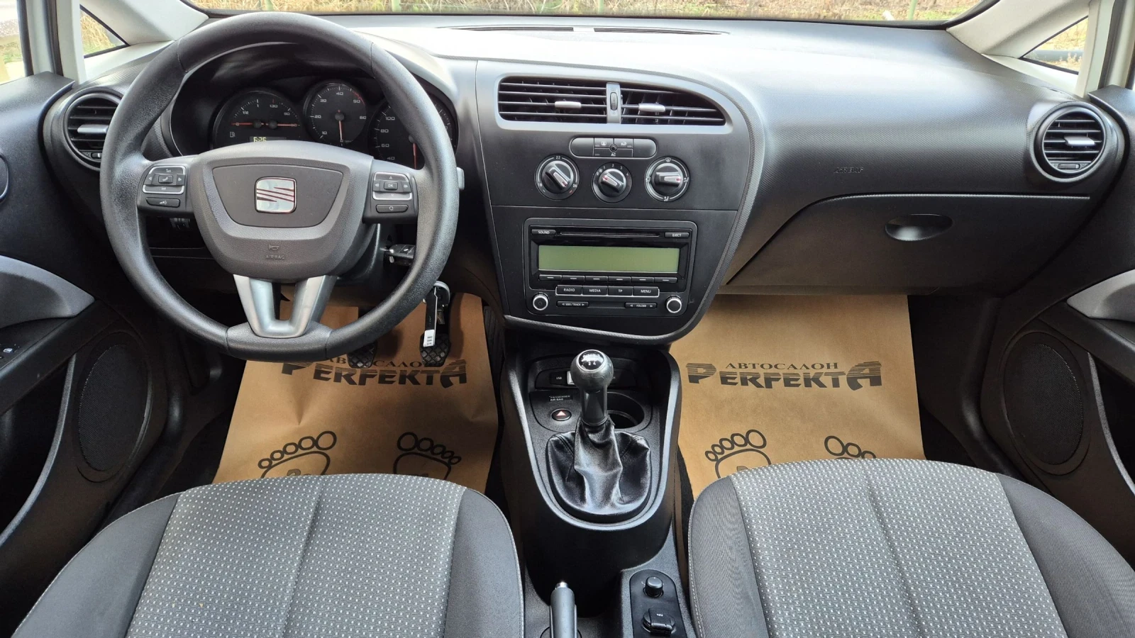 Seat Leon 1.6TDI 105.. | Mobile.bg   11