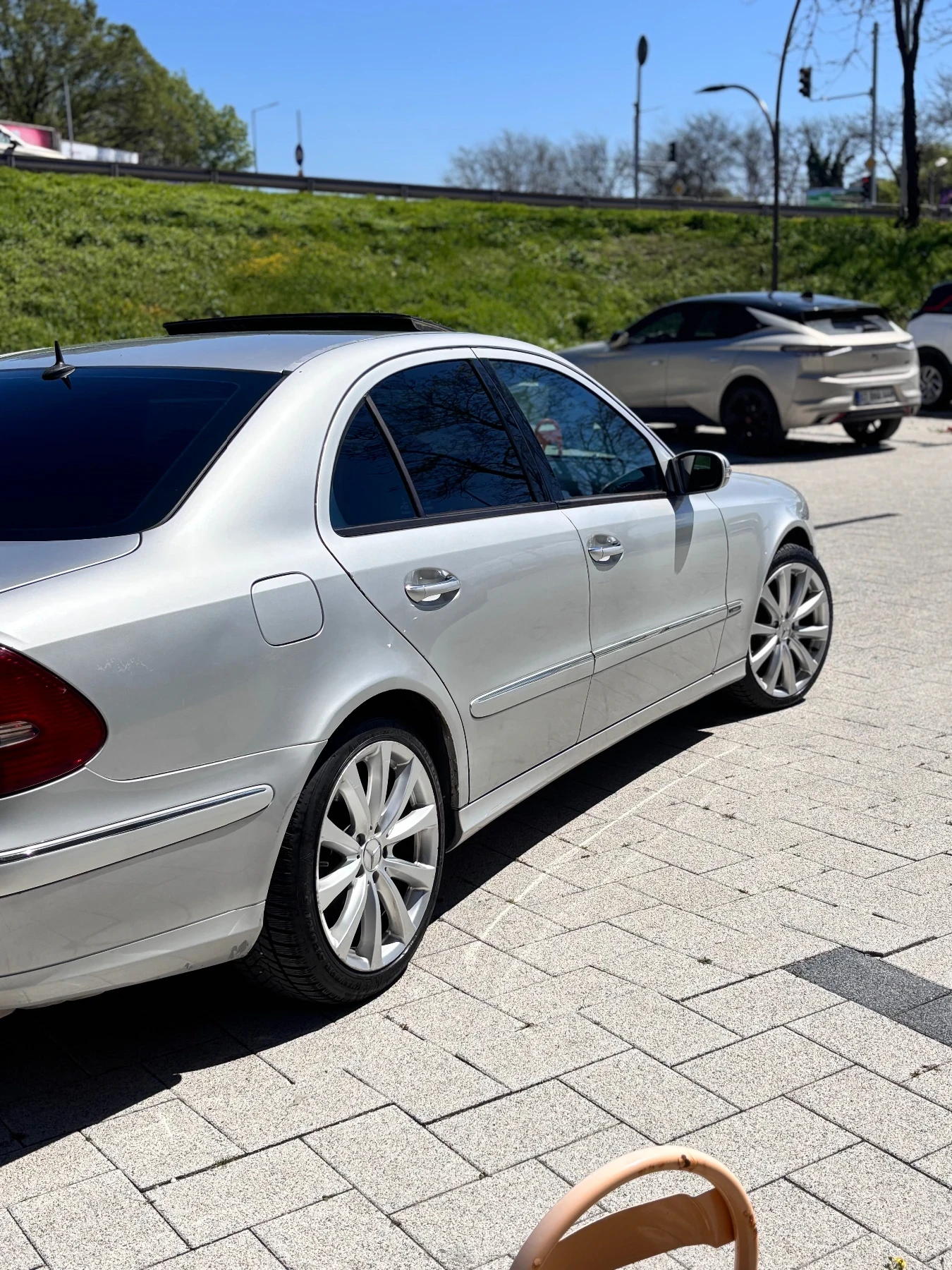 Mercedes-Benz E 320  - изображение 6