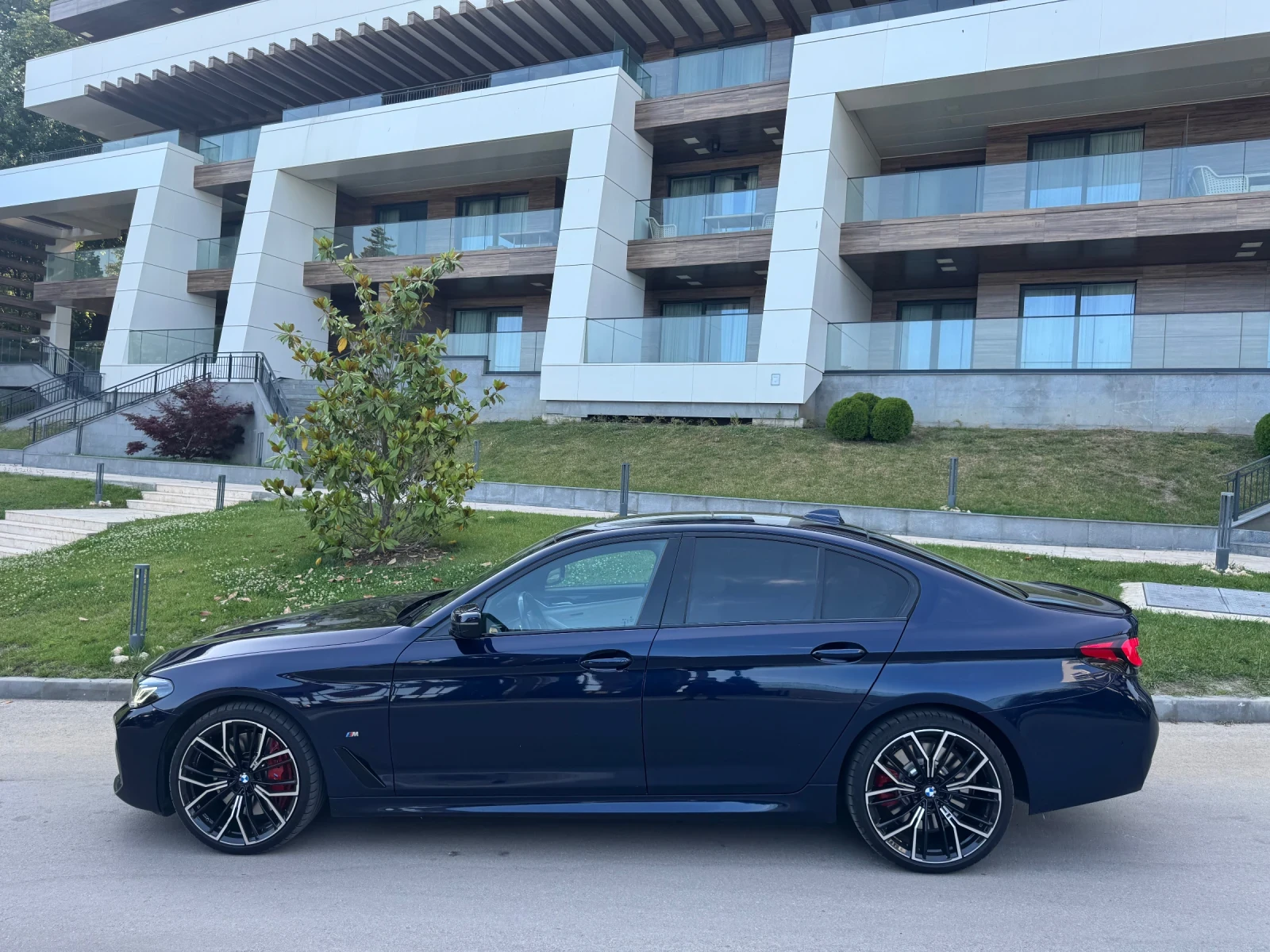 BMW 540    BMW 540d xDrive   M Sport Pro   Laser    - изображение 2