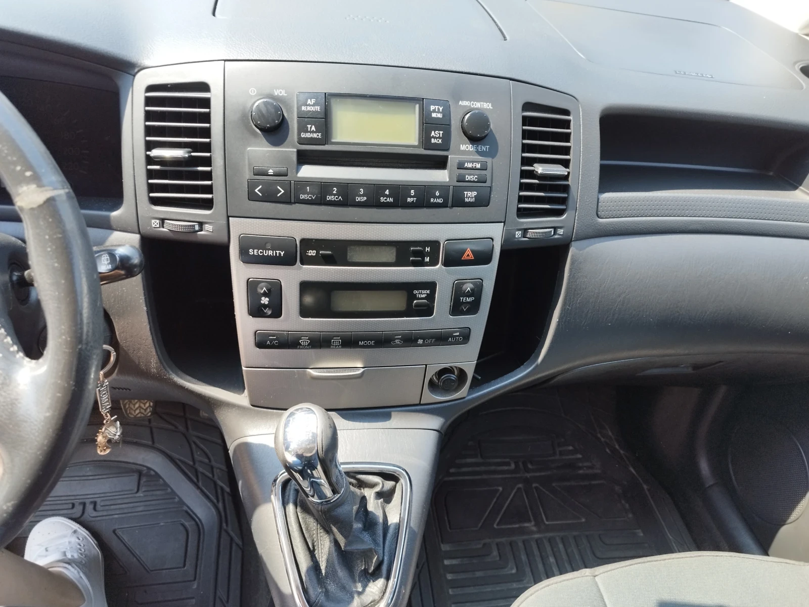 Toyota Corolla verso | Mobile.bg   15