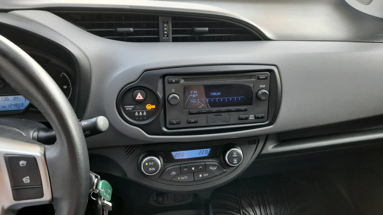 Toyota Yaris  - изображение 7