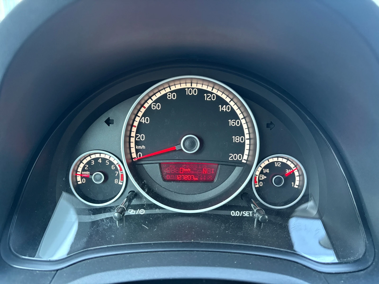 VW Up 1, 0 MPI  | Mobile.bg   11