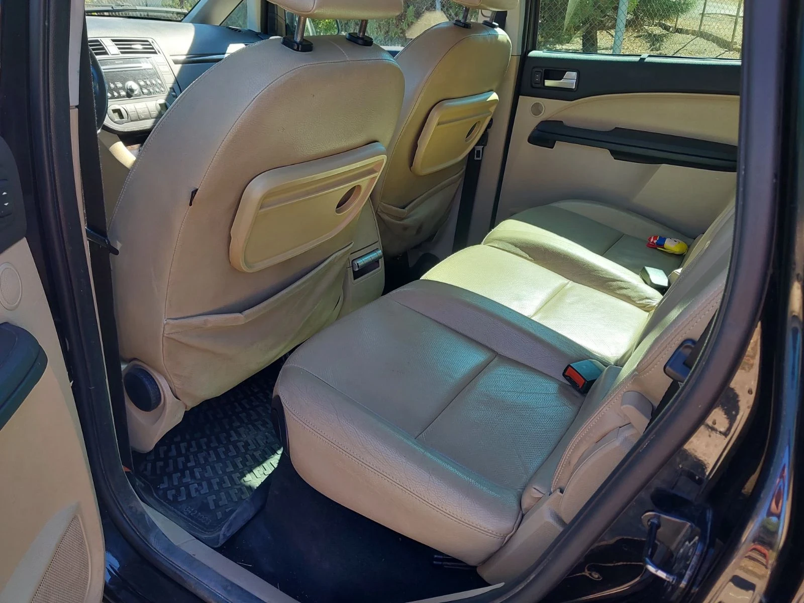 Ford C-max 2.0 - изображение 3