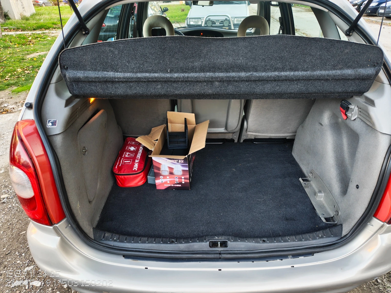 Citroen Xsara picasso 2000 i - изображение 10