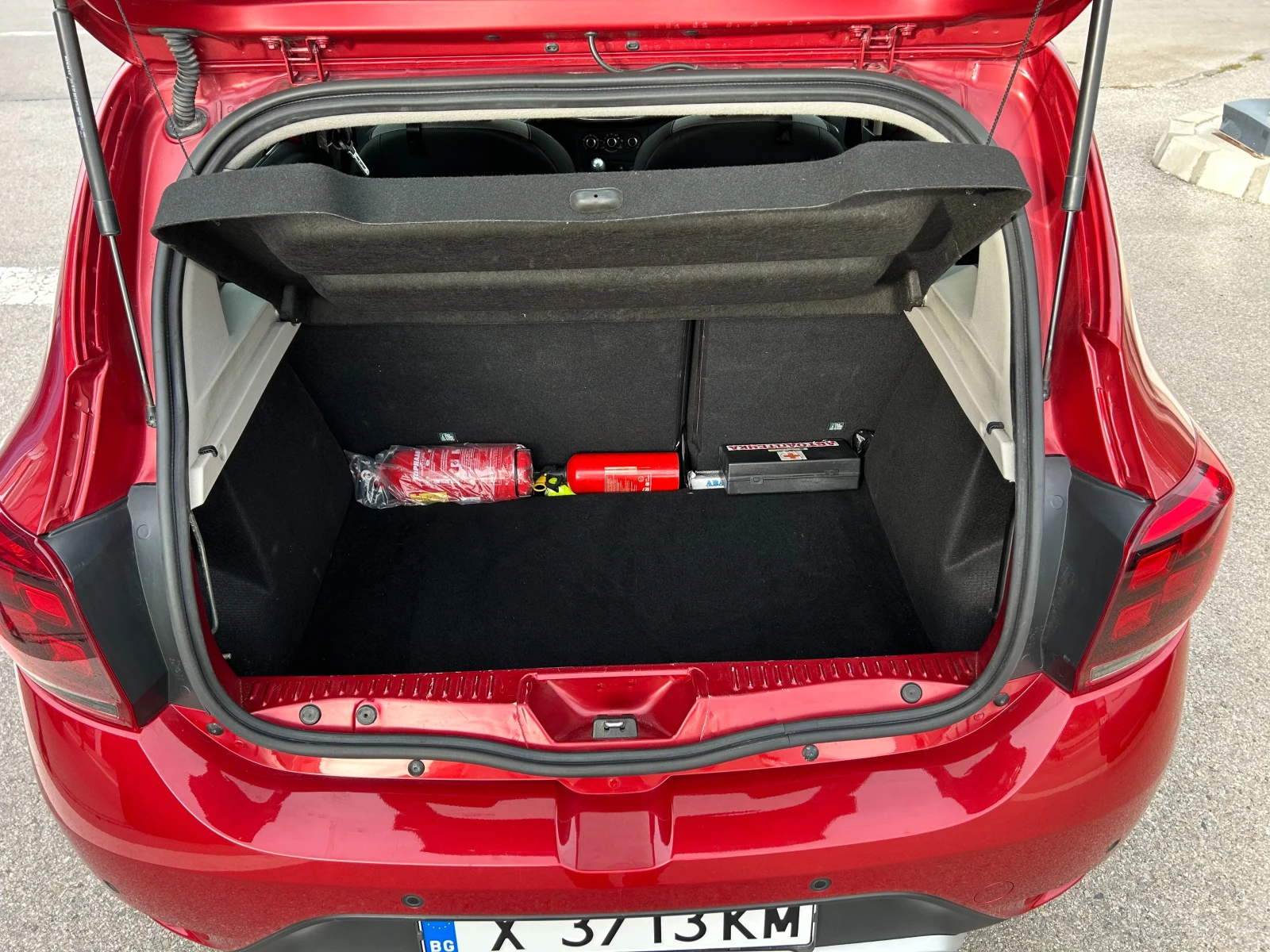 Dacia Sandero STEPWAY 1.5 dCi 90hp - изображение 9