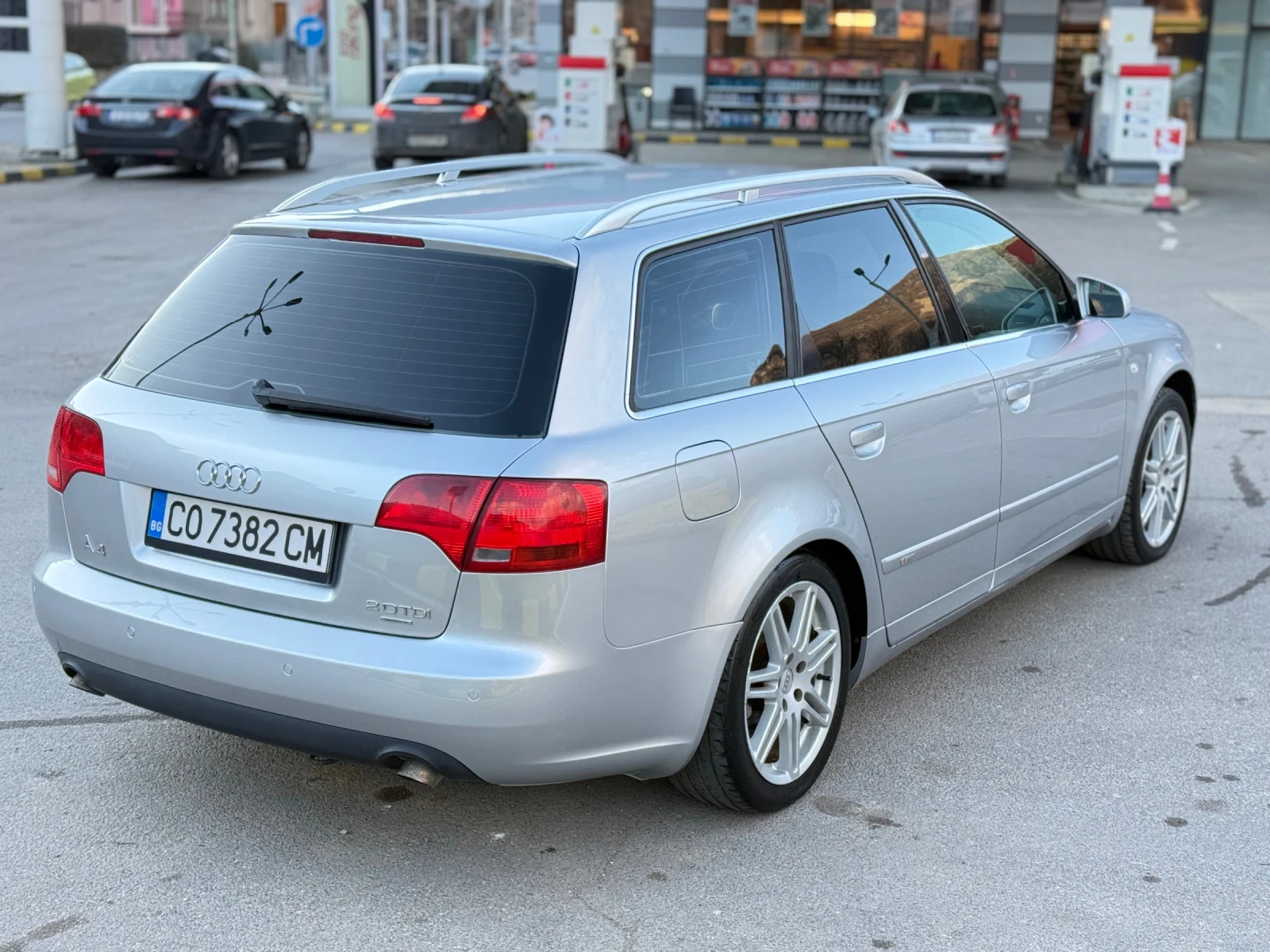 Audi A4 2.0TDI 4x4* S line* Ksenon* Navigaciq - изображение 9