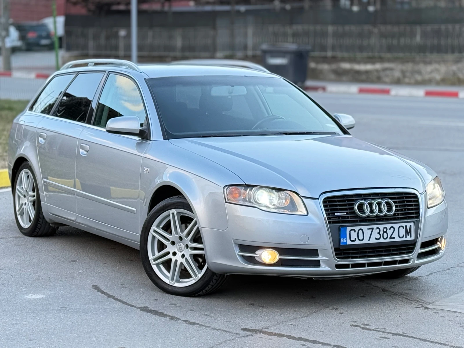 Audi A4 2.0TDI 4x4* S line* Ksenon* Navigaciq | Mobile.bg � ����������� 1