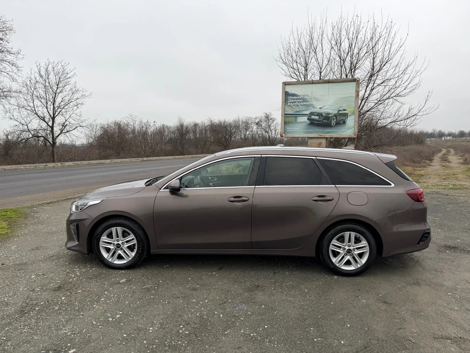 Kia Ceed АВТОМАТИК / БЕНЗИН / ЕВРО6 / ДИСТРОНИК / КАМЕРА  - изображение 7