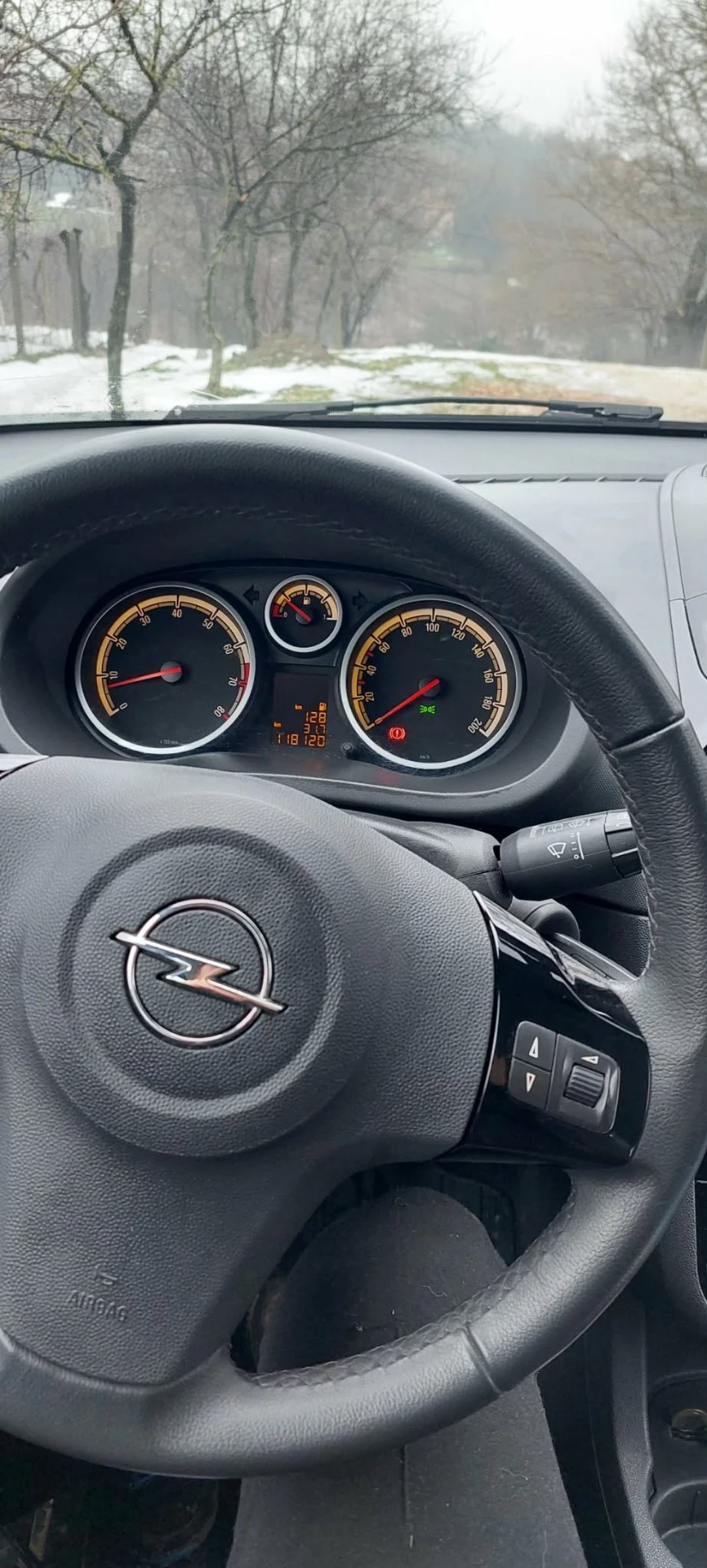 Opel Corsa 1.2i, снимка 5 - Автомобили и джипове - 53866698