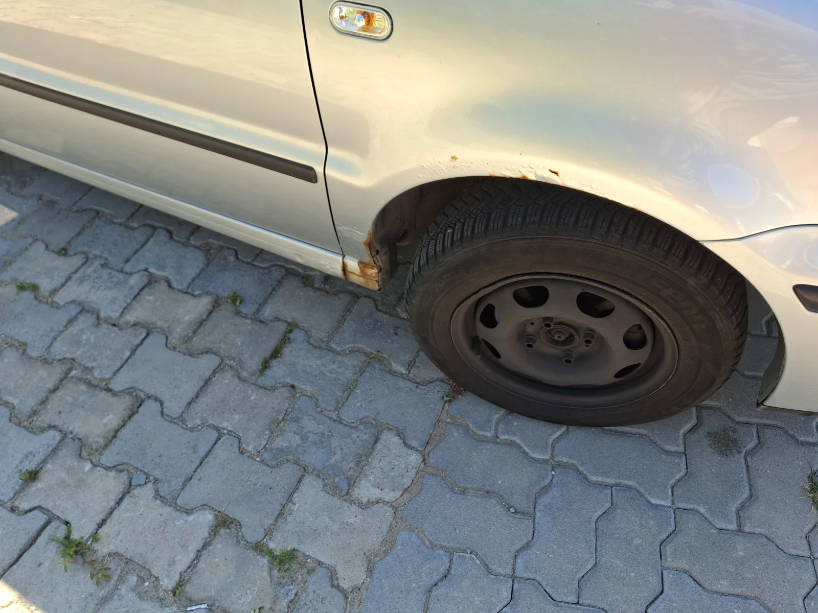 VW Polo 1400, снимка 6 - Автомобили и джипове - 55363147