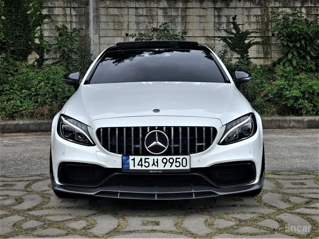 Mercedes-Benz C 200 COUPE | AMG PKG | RED LEATHER| ГЕНЕРАЦИЯ| HUD, снимка 2 - Автомобили и джипове - 55589540