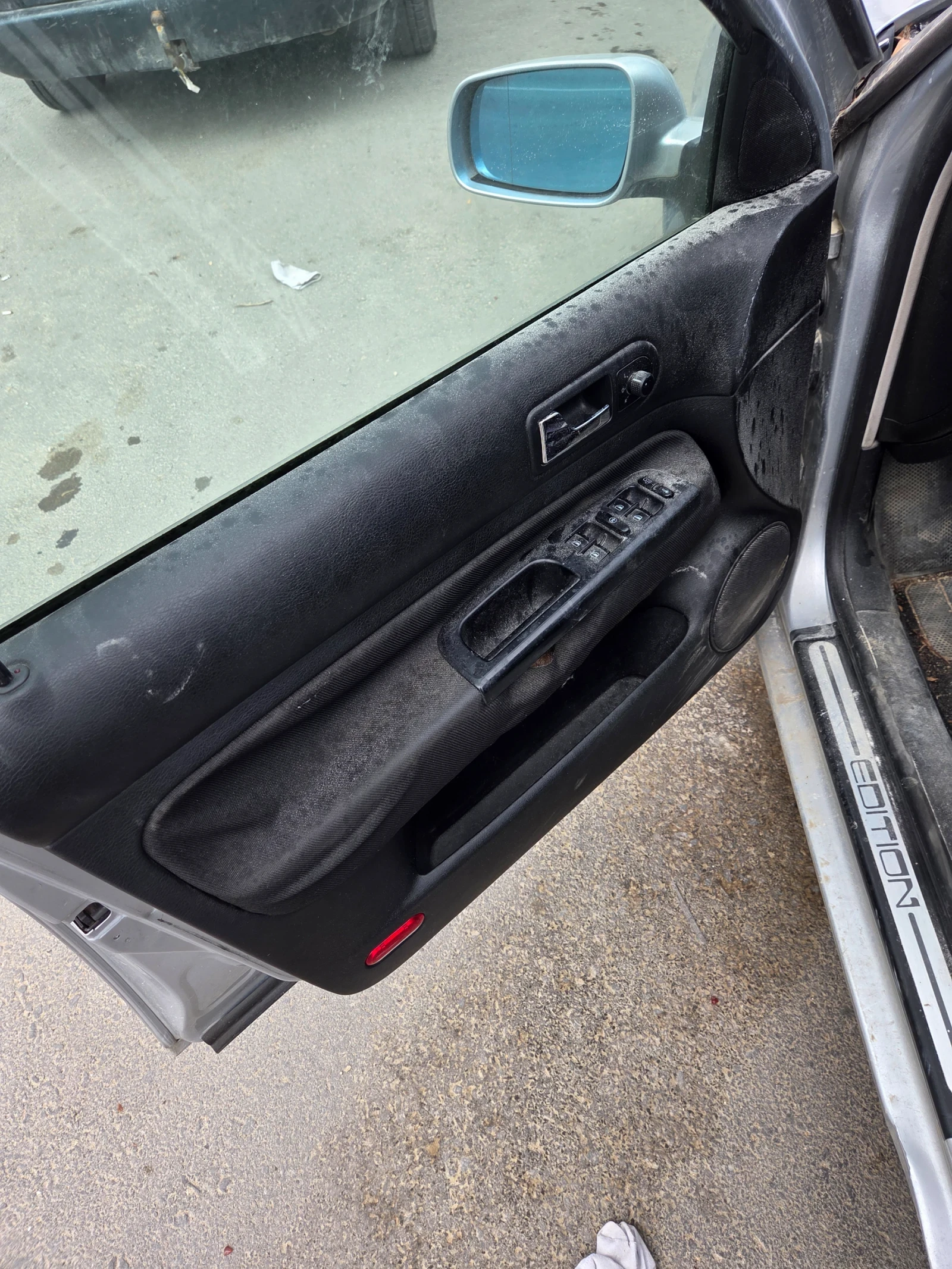VW Golf 1.9TDI, снимка 6 - Автомобили и джипове - 55654561