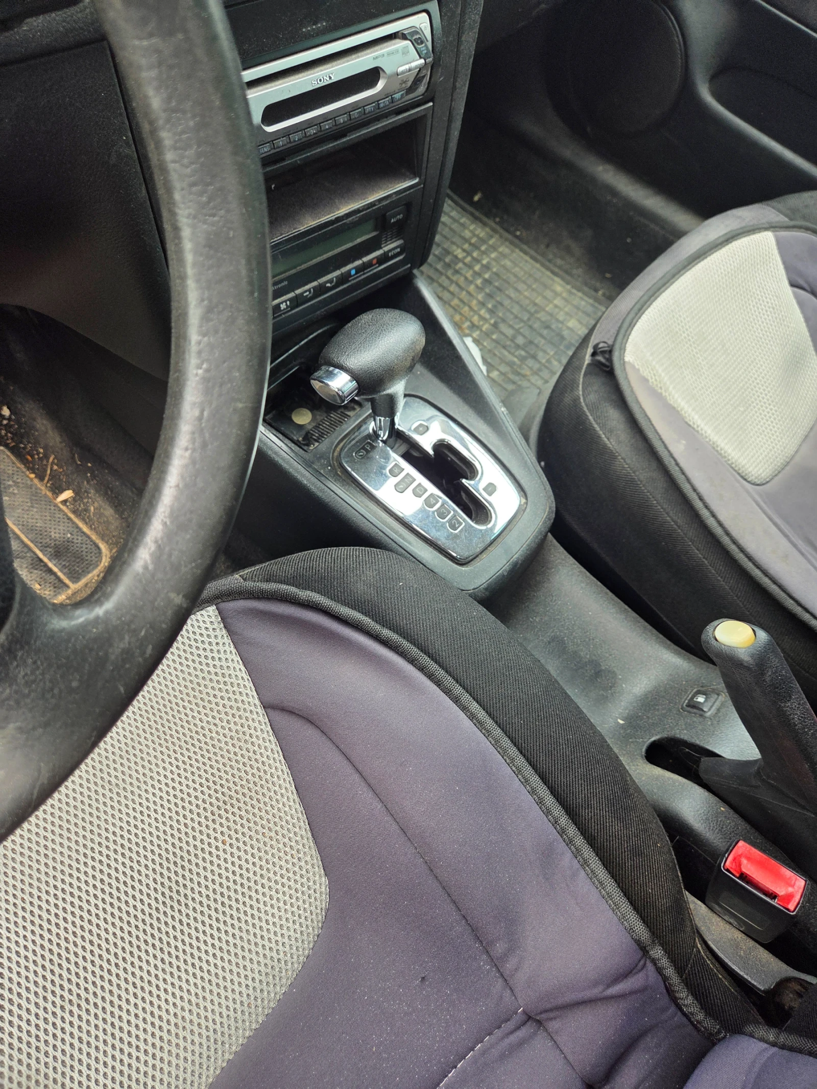 VW Golf 1.9TDI, снимка 5 - Автомобили и джипове - 55654561
