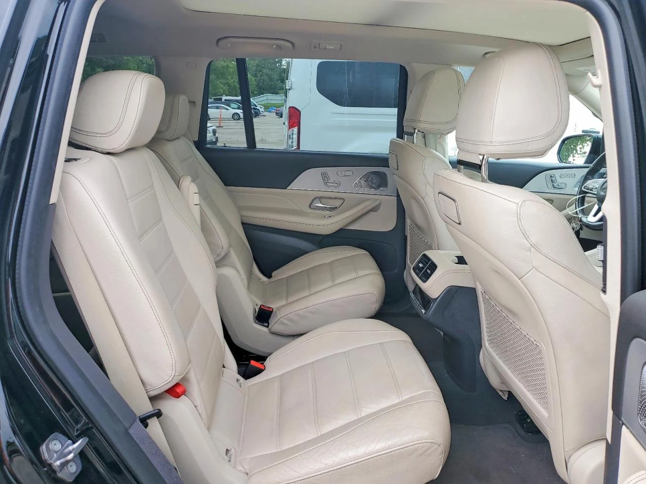 Mercedes-Benz GLS 450 3.0l 4Matic, снимка 11 - Автомобили и джипове - 55773176